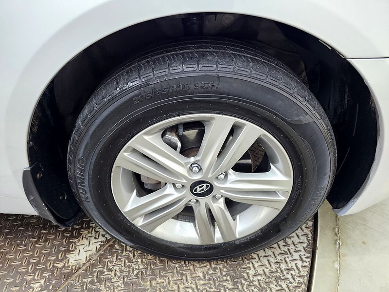2014 Hyundai Sonata LPI TAXI Style photo 20