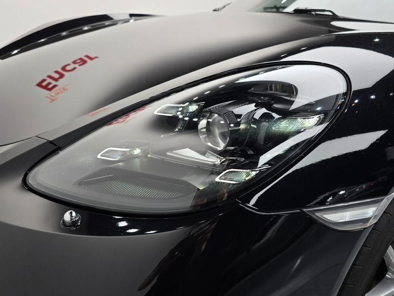 2019 Porsche 718 2.0 photo 22