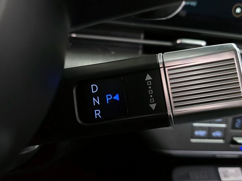 2023 Hyundai Kona Modern photo 9
