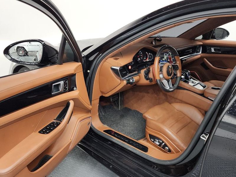 2020 Porsche Panamera 4.0 GTS photo 10