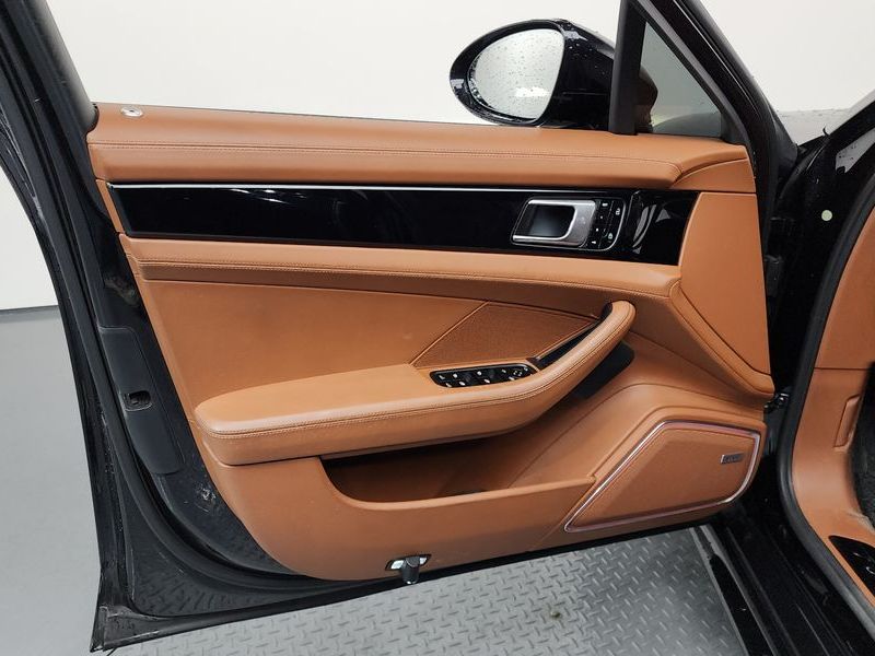 2020 Porsche Panamera 4.0 GTS photo 24