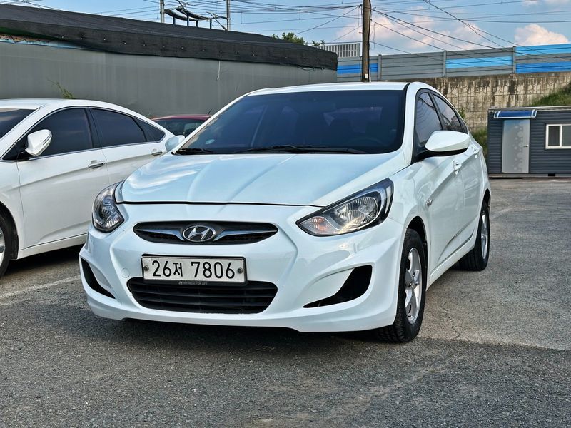 2015 Hyundai 엑센트 Diesel 1.6 VGT Smart photo 1