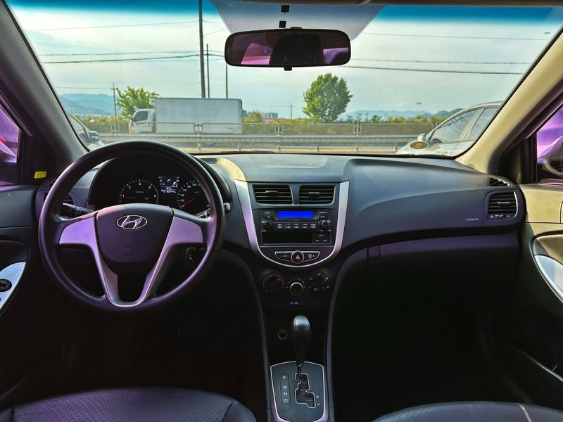 2015 Hyundai 엑센트 Diesel 1.6 VGT Smart photo 15