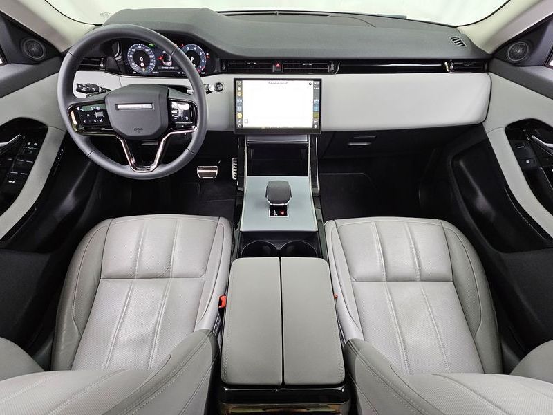 2024 Land Rover Range Rover Evoque P250 S photo 7