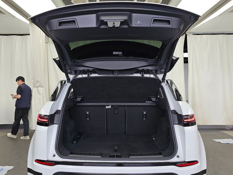 2024 Land Rover Range Rover Evoque P250 S photo 20