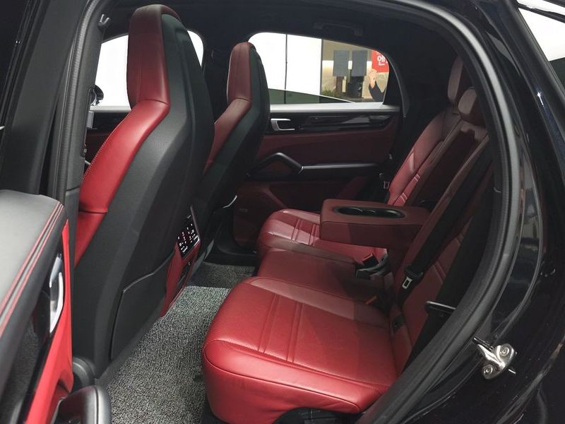 2021 Porsche Cayenne 3.0 Coupe photo 11