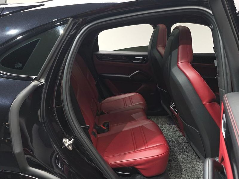 2021 Porsche Cayenne 3.0 Coupe photo 12
