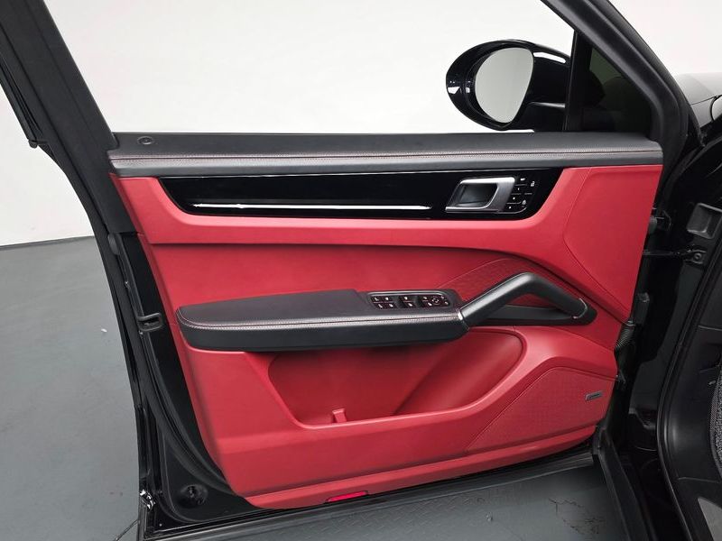 2021 Porsche Cayenne 3.0 Coupe photo 24