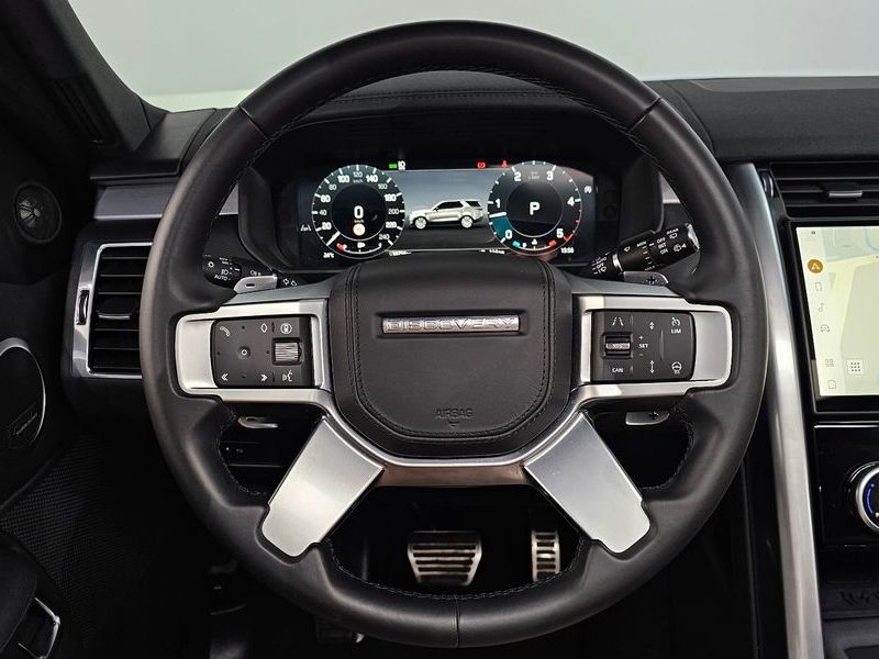 2025 Land Rover Discovery D350 Dynamic HSE photo 14