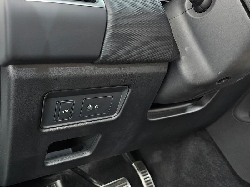 2025 Land Rover Discovery D350 Dynamic HSE photo 28