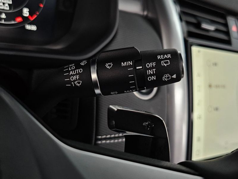 2025 Land Rover Discovery D350 Dynamic HSE photo 29