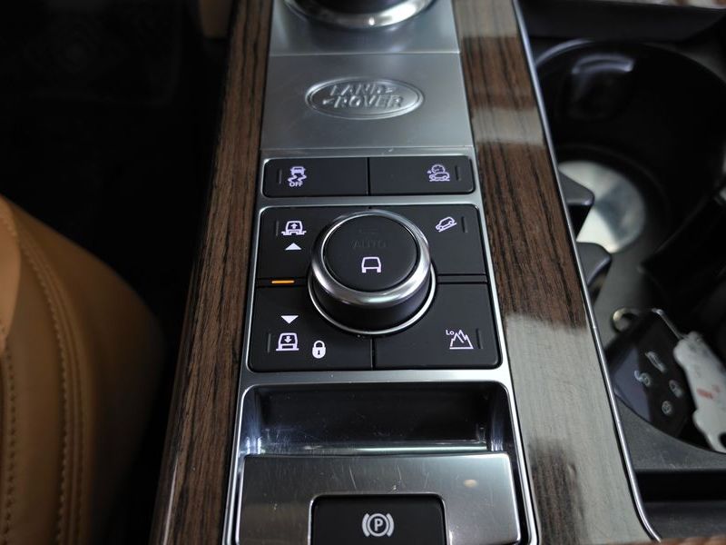 2021 Land Rover Range Rover D350 Vogue SE Disel photo 19