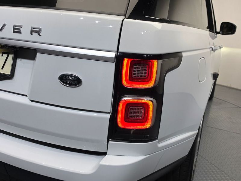 2021 Land Rover Range Rover D350 Vogue SE Disel photo 23