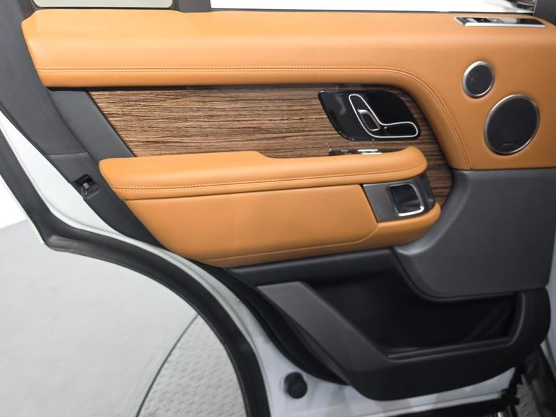 2021 Land Rover Range Rover D350 Vogue SE Disel photo 25