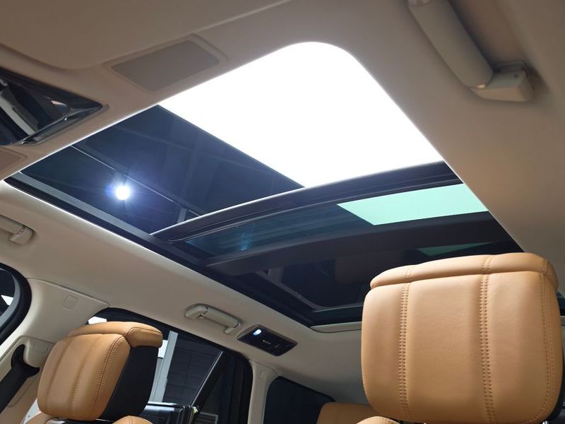 2021 Land Rover Range Rover D350 Vogue SE Disel photo 27