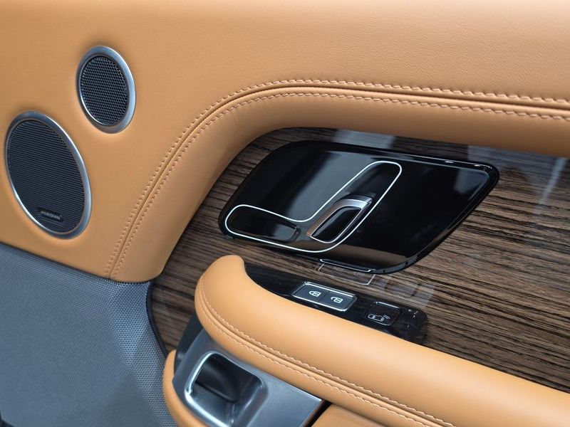 2021 Land Rover Range Rover D350 Vogue SE Disel photo 30