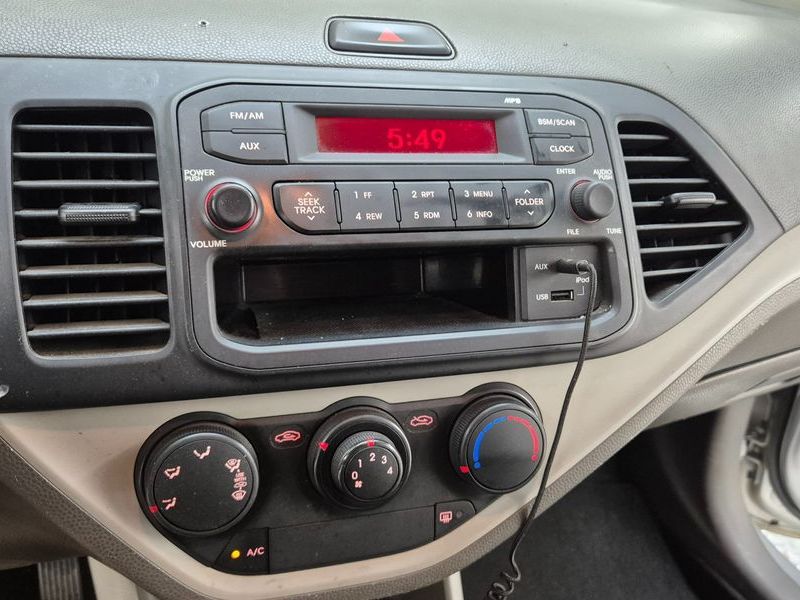 2013 Kia Morning VAN Standard photo 12