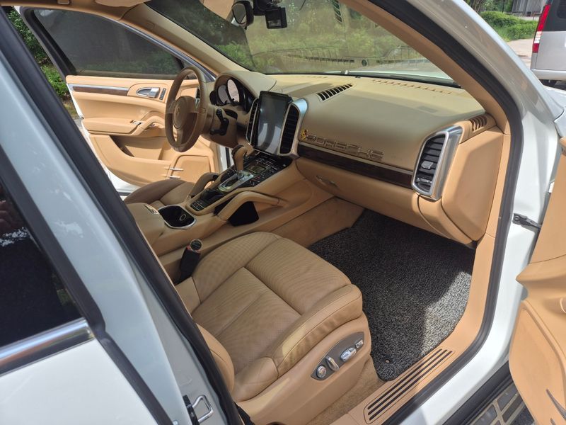 2012 Porsche Cayenne 3.0 Diesel 958 photo 9