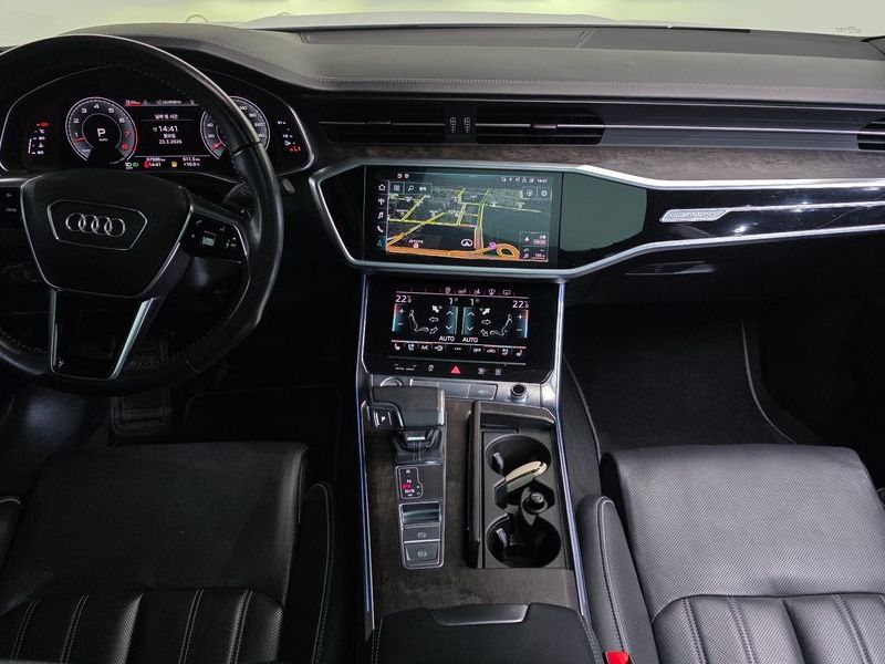 2020 Audi A7 55 TFSI Quattro Premium photo 7