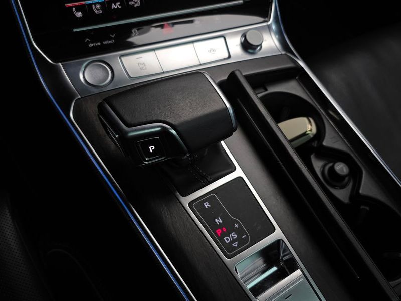 2020 Audi A7 55 TFSI Quattro Premium photo 9