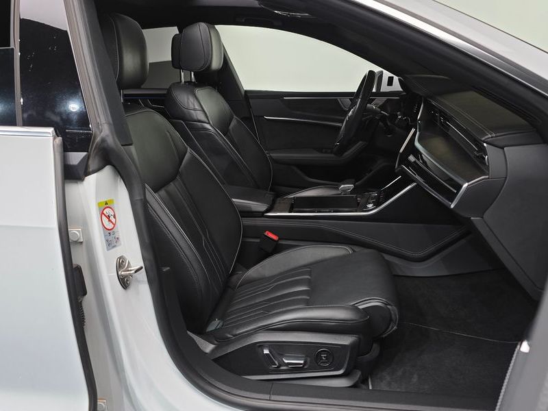 2020 Audi A7 55 TFSI Quattro Premium photo 11