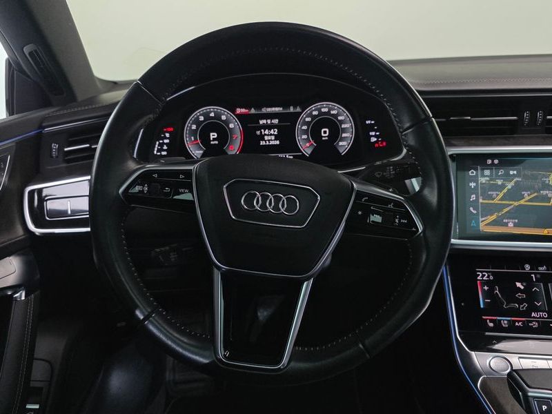 2020 Audi A7 55 TFSI Quattro Premium photo 13
