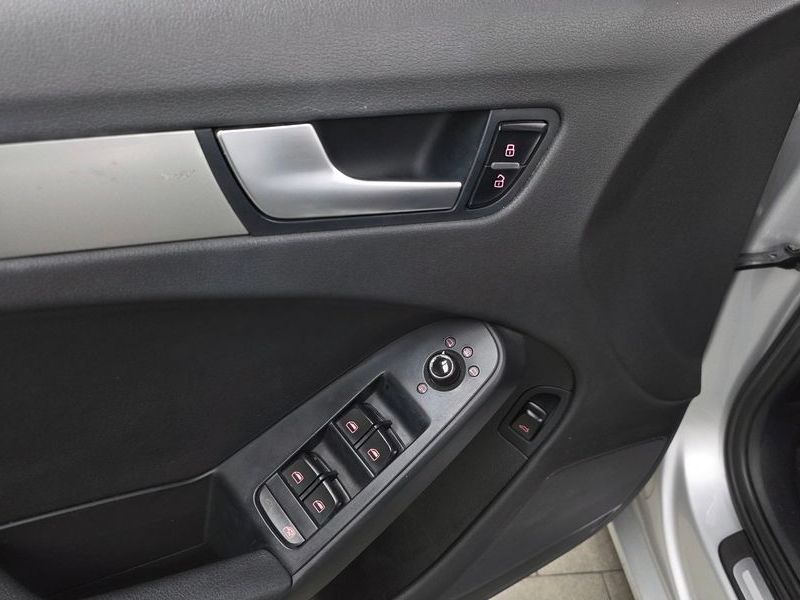 2012 Audi A4 2.0 TDI B8 photo 13