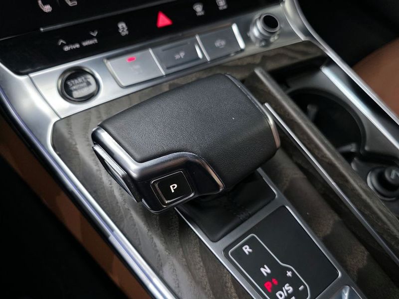 2023 Audi A6 45 TFSI Premium photo 9