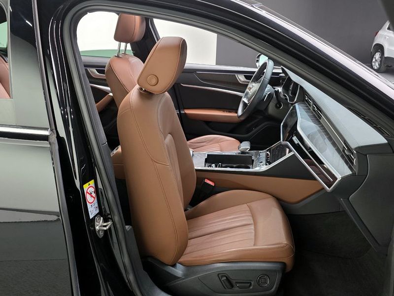 2023 Audi A6 45 TFSI Premium photo 12