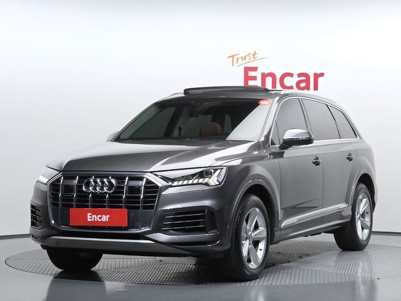 2021 Audi Q7 45 TDI Quattro photo 1