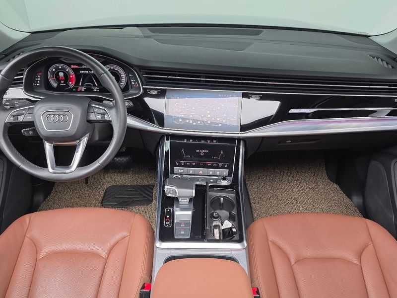 2021 Audi Q7 45 TDI Quattro photo 7