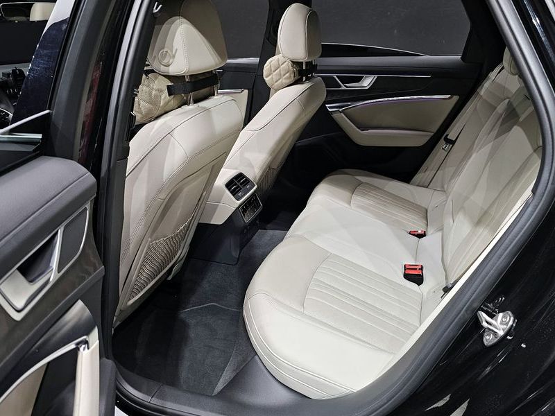 2023 Audi A6 45 TFSI Premium photo 12