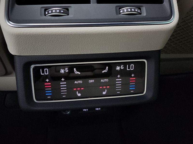 2020 Audi e-트론 55 Quattro photo 18