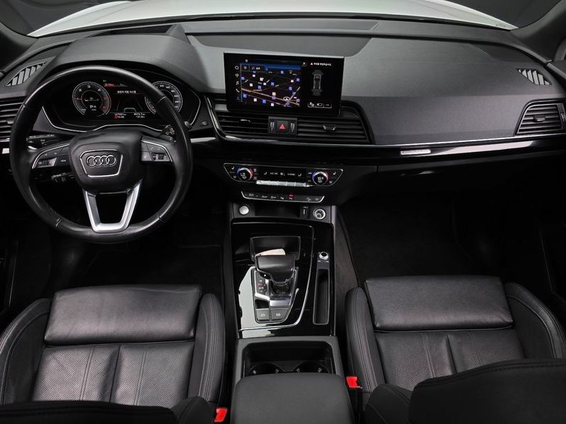 2021 Audi Q5 40 TDI Quattro Premium photo 7