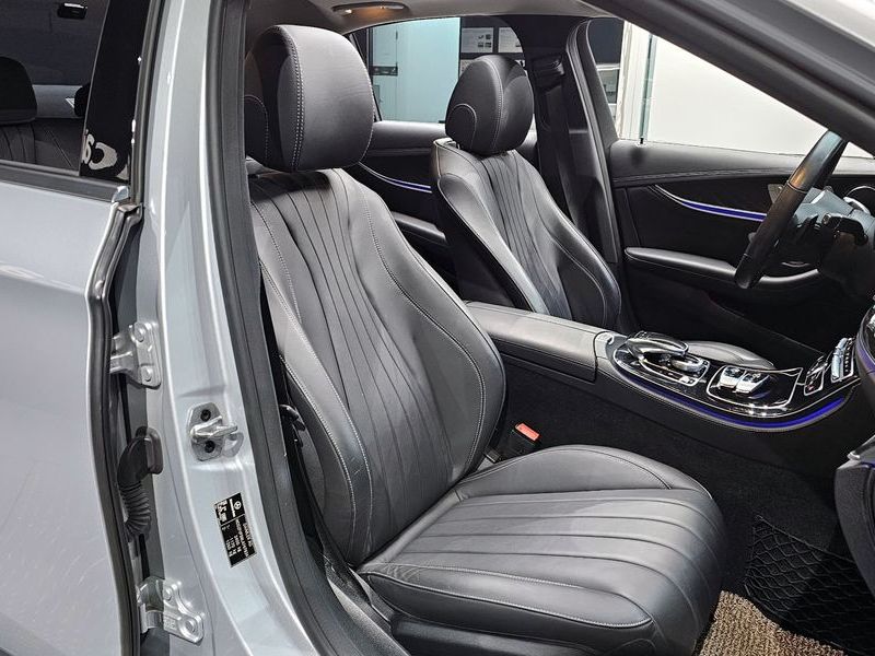 2020 Mercedes-Benz E-Class E220d 4MATIC Exclusive photo 10