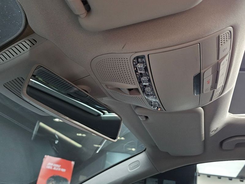 2020 Mercedes-Benz E-Class E220d 4MATIC Exclusive photo 16