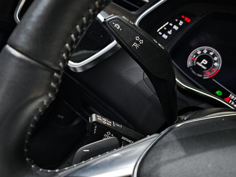 2020 Audi A7 55 TFSI Quattro Premium photo 16
