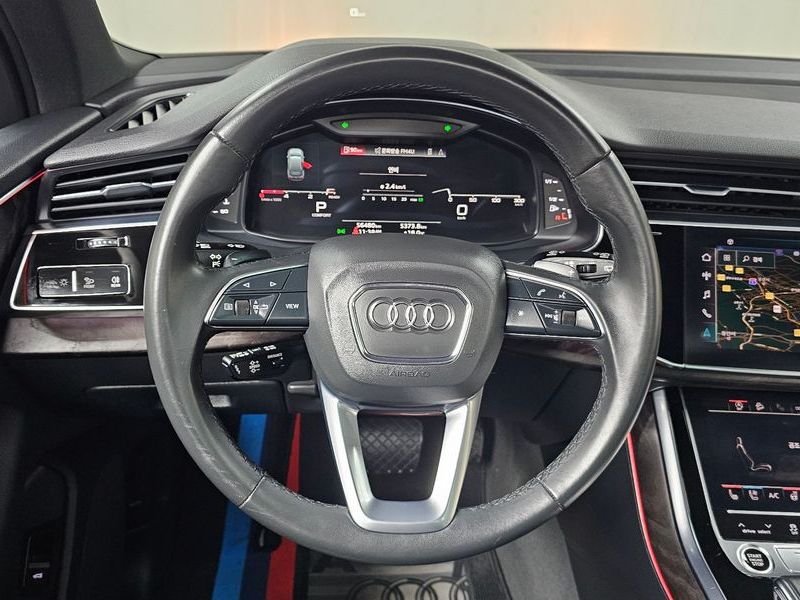 2022 Audi Q7 45 TDI Quattro Premium photo 13
