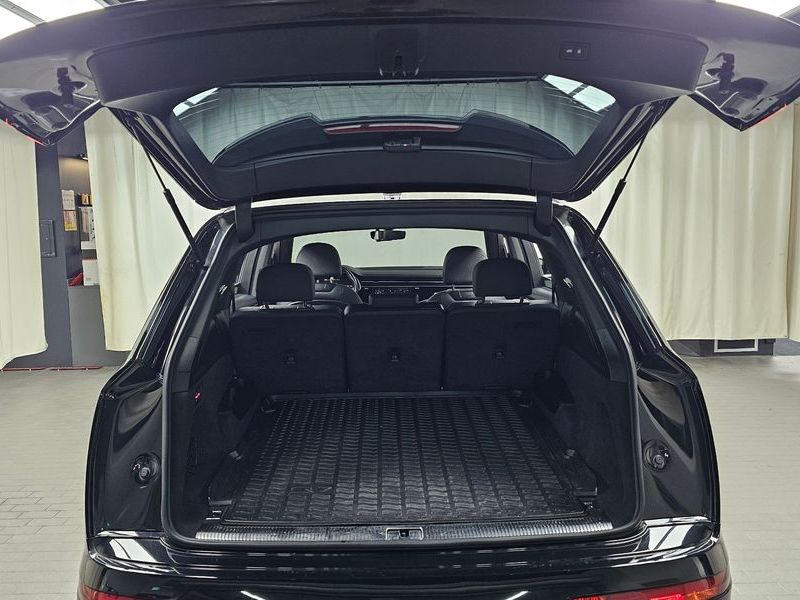 2022 Audi Q7 45 TDI Quattro Premium photo 20