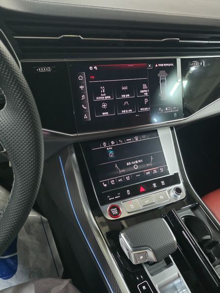 2026 Audi Q7 4.0 TFSI Quattro photo 9