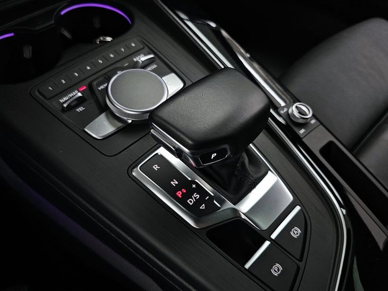 2019 Audi A5 45 TFSI Quattro Premium Sportback photo 9