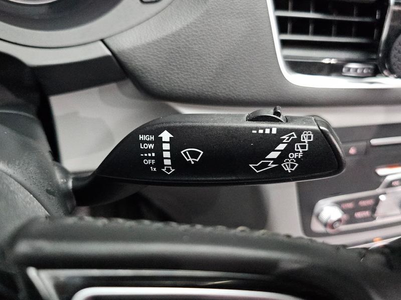 2015 Audi Q3 30 TDI Quattro Sport Line 8U photo 29