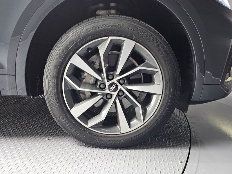 2022 Audi Q5 40 TDI Quattro Sportback photo 19
