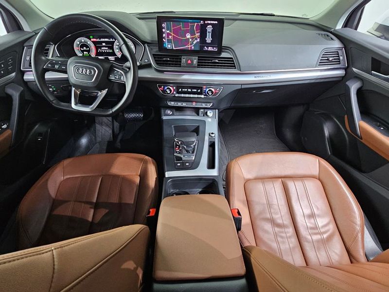 2022 Audi Q5 40 TDI Quattro photo 7