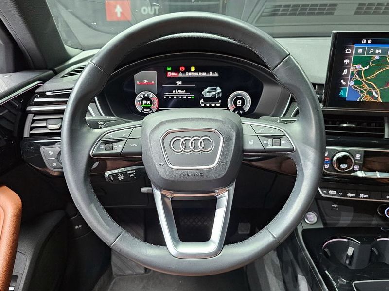 2021 Audi A4 40 TFSI Premium photo 13