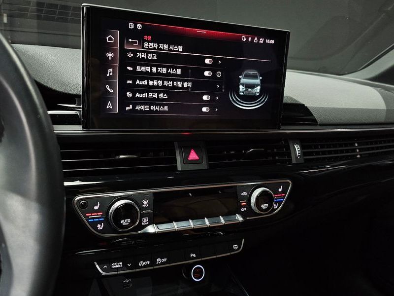 2021 Audi A4 40 TFSI Premium photo 14