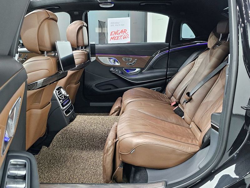 2018 Mercedes-Benz S-Class Maybach S650 photo 12