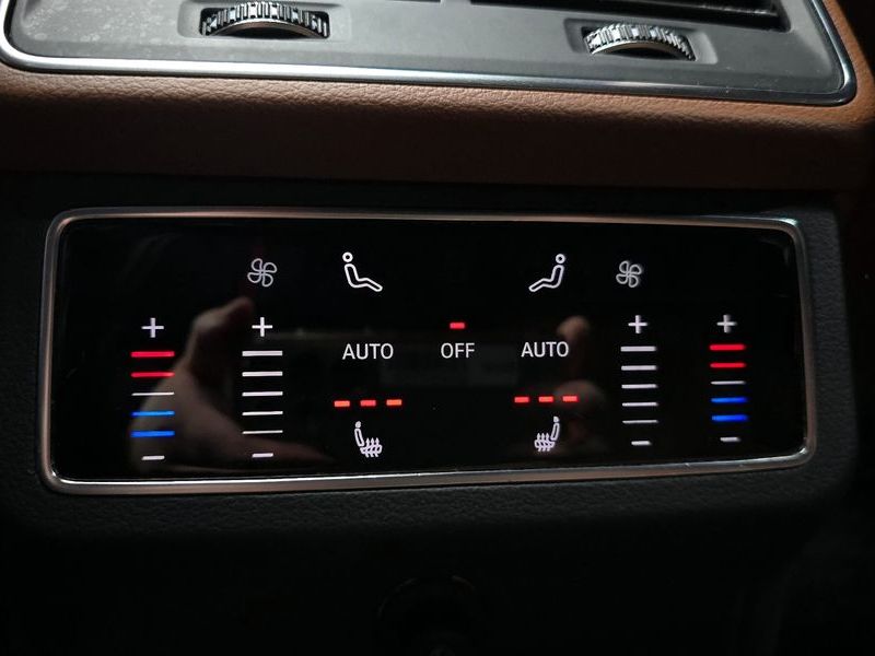 2021 Audi A6 45 TFSI Premium photo 18