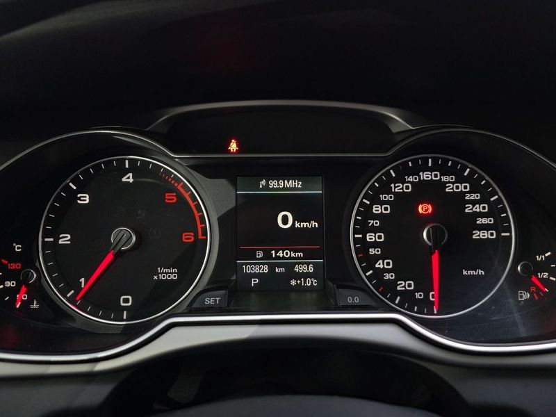 2013 Audi A4 2.0 TDI dynamic B8 photo 8