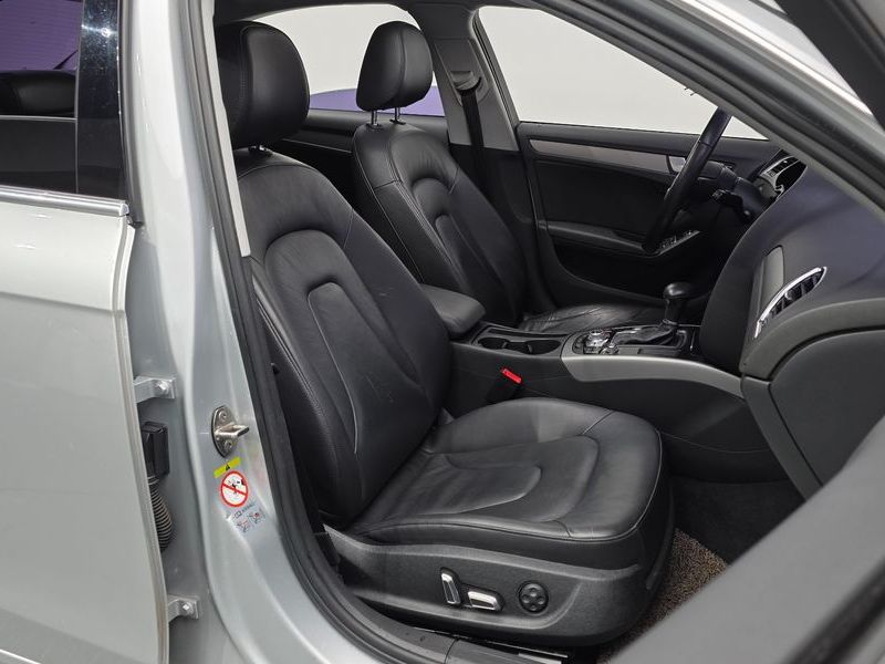 2013 Audi A4 2.0 TDI dynamic B8 photo 10